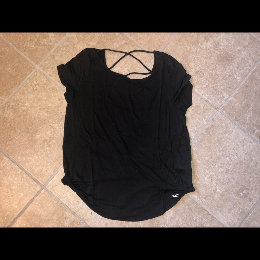 Black Tee